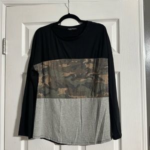 Women’s Long Sleeve Tee